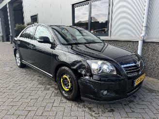 Coche accidentado Toyota Avensis 1.8 VVTi Luna Automaat 2007/11