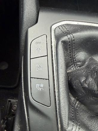 Ford Focus 1.0 EcoBoost Titanium Business picture 42