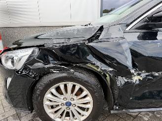 Ford Focus 1.0 EcoBoost Titanium Business picture 28