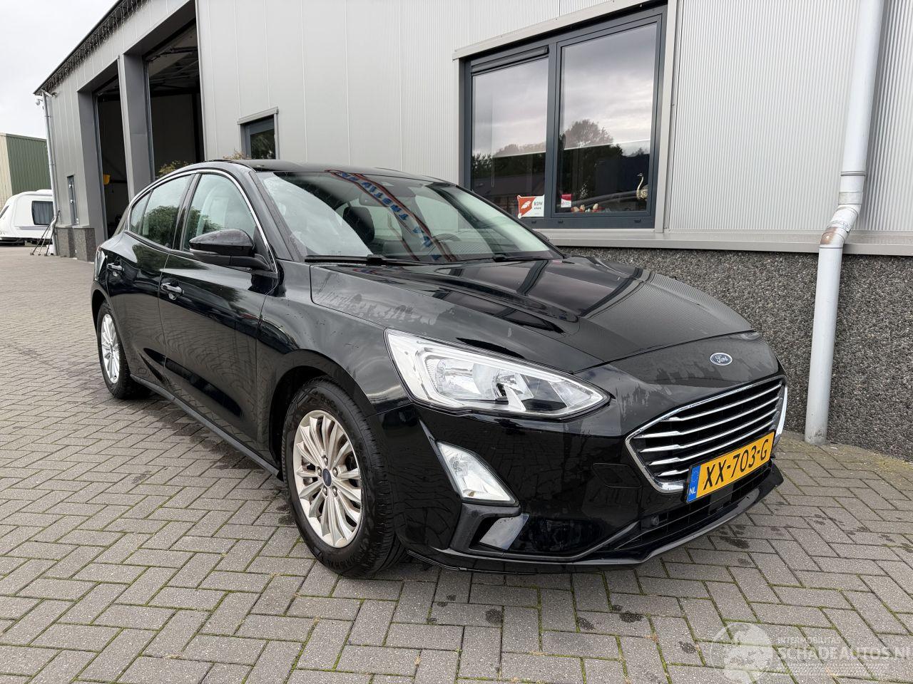 Ford Focus 1.0 EcoBoost Titanium Business