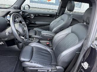 Mini Electric MINI Yours 33 kWh picture 25