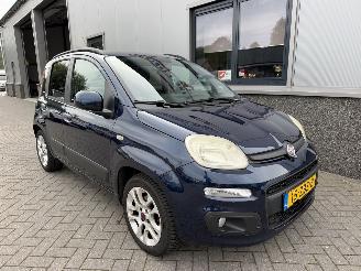 uszkodzony samochody osobowe Fiat Panda 0.9 TwinAir Lounge Automaat. 2012/9