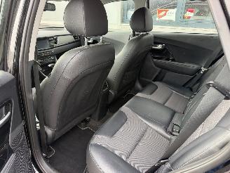 Kia Niro 1.6 GDi Hybrid DynamicLine RG-495-G picture 16