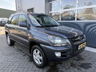 Voiture accidenté Kia Sportage 2.0 CVVT  X-Cite.  06-GPH-2 2008/8