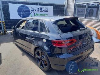 Vrakbiler auto Audi Rs3 RS 3 Sportback (8VA/8VF), Hatchback 5-drs, 2015 / 2020 2.5 TFSI 20V Quattro Performance 2016/2