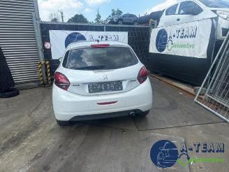 Peugeot 208 208 I (CA/CC/CK/CL), Hatchback, 2012 / 2019 1.2 12V e-THP PureTech 110 picture 1