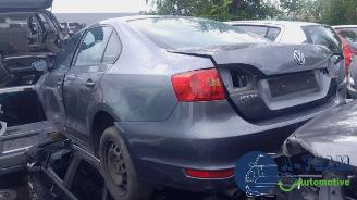 krockskadad bil auto Volkswagen Jetta Jetta IV (162/16A), Sedan, 2010 / 2017 1.2 TSI 2011/6