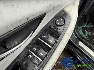 BMW M5 M5 (F10), Sedan, 2011 / 2016 4.4 V8 32V TwinPower Turbo picture 19