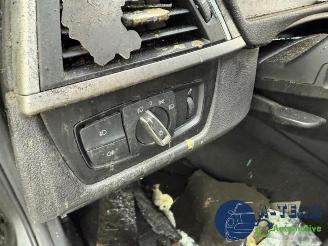 BMW 3-serie 3 serie Touring (F31), Combi, 2012 / 2019 318d 2.0 16V picture 16