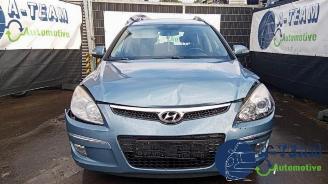 Hyundai I-30 i30 Crosswagon (WWH), Combi, 2007 / 2012 1.6 CVVT 16V picture 2