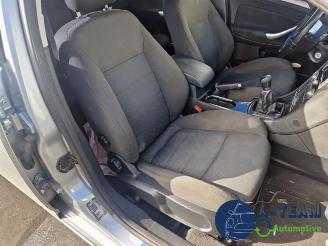 Ford Mondeo Mondeo IV, Hatchback, 2007 / 2015 2.0 16V picture 29