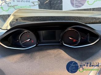 Peugeot 308 308 SW (L4/L9/LC/LJ/LR), Combi 5-drs, 2014 / 2021 1.2 12V e-THP PureTech 130 picture 25