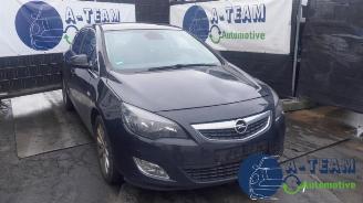 Autoverwertung Opel Astra Astra J (PC6/PD6/PE6/PF6), Hatchback 5-drs, 2009 / 2015 1.7 CDTi 16V EcoFLEX 130 2012/7
