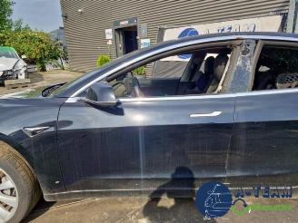 Tesla Model 3 Model 3, Sedan, 2017 Long Range 72kWh picture 9