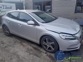 Volvo V-40 V40 (MV), Hatchback 5-drs, 2012 / 2019 2.0 D3 16V picture 7