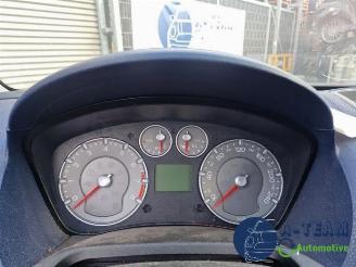 Ford Fiesta Fiesta 5 ST, Hatchback, 2005 / 2008 2.0 16V ST150 picture 26