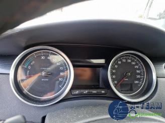Peugeot 508 508 (8D), Sedan, 2010 / 2018 2.0 Hybrid4 16V picture 25
