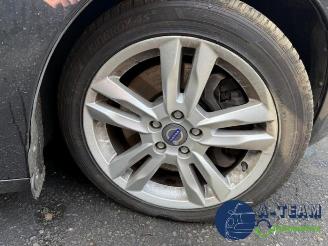 Volvo V-60 V60 I (FW/GW), Combi, 2010 / 2018 2.4 D6 20V Plug-in Hybrid AWD picture 11