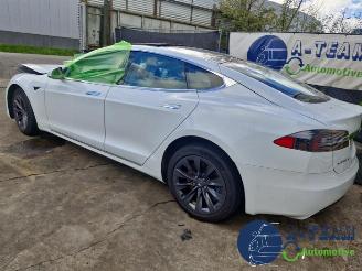 Tesla Model S Model S, Liftback, 2012 / 2026 100D picture 8