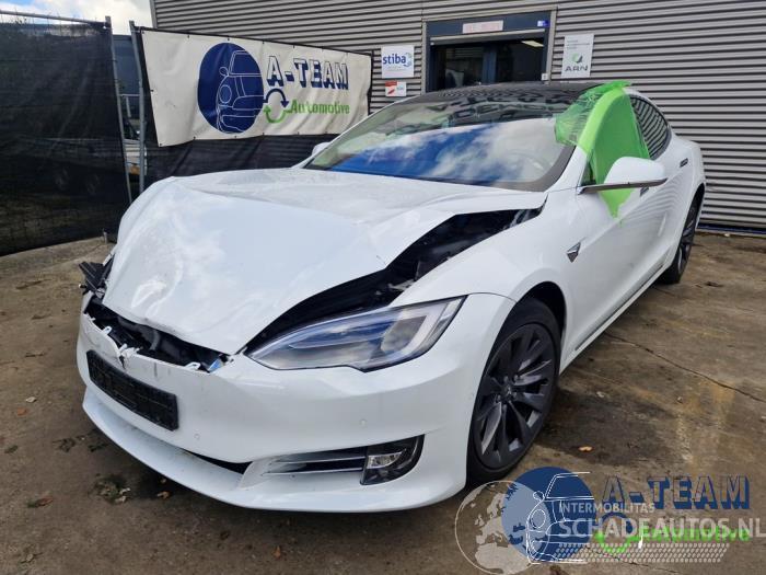 Tesla Model S Model S, Liftback, 2012 / 2026 100D