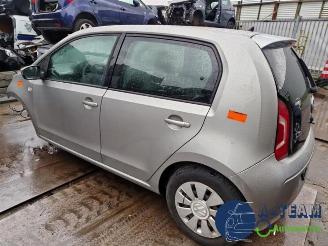 Volkswagen Up! Up! (121), Hatchback, 2011 1.0 12V 60 picture 10