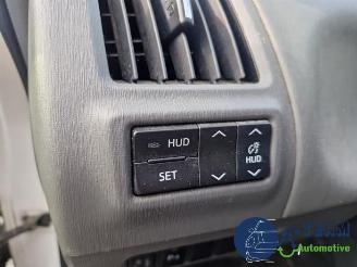 Toyota Prius Plus Prius Plus (ZVW4), MPV, 2011 1.8 Hybrid 16V picture 30