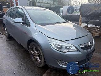 Opel Astra Astra J Sports Tourer (PD8/PE8/PF8), Combi, 2010 / 2015 1.4 16V ecoFLEX picture 6