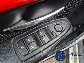 BMW 3-serie 3 serie (F30), Sedan, 2011 / 2018 320d 2.0 16V picture 31