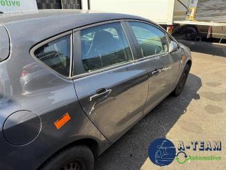 Opel Astra Astra J (PC6/PD6/PE6/PF6), Hatchback 5-drs, 2009 / 2015 1.7 CDTi 16V 110 picture 9