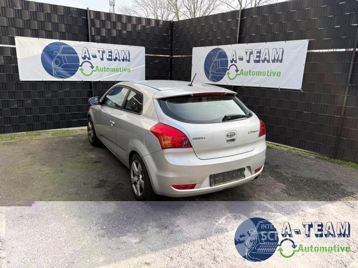 Kia Pro cee d Pro cee'd (EDB3), Hatchback 3-drs, 2008 / 2012 1.4 CVVT 16V