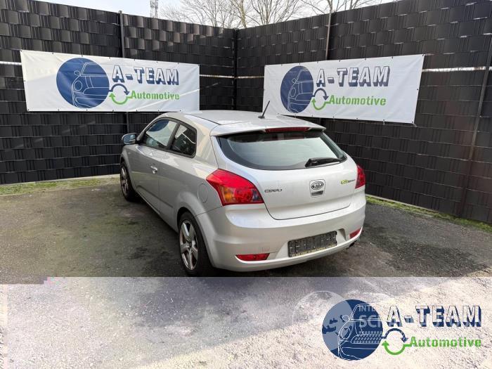 Kia Cee d Pro cee'd (EDB3), Hatchback 3-drs, 2008 / 2012 1.4 CVVT 16V