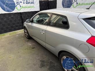 Kia Cee d Pro cee'd (EDB3), Hatchback 3-drs, 2008 / 2012 1.4 CVVT 16V picture 10