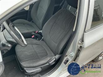 Kia Picanto Picanto (TA), Hatchback, 2011 / 2017 1.0 12V picture 27