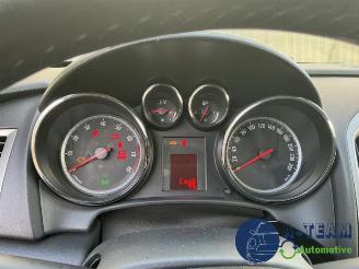 Opel Astra Astra J (PC6/PD6/PE6/PF6), Hatchback 5-drs, 2009 / 2015 1.4 Turbo 16V picture 20