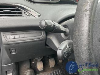 Peugeot 208 208 I (CA/CC/CK/CL), Hatchback, 2012 / 2019 1.2 Vti 12V PureTech 82 picture 16