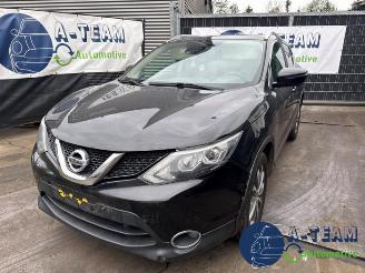 Vrakbiler auto Nissan Qashqai Qashqai (J11), SUV, 2013 / 2021 1.2 DIG-T 16V 2015/3