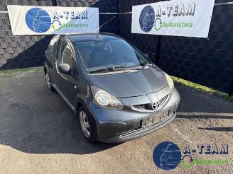 disassembly passenger cars Toyota Aygo Aygo (B10), Hatchback, 2005 / 2014 1.0 12V VVT-i 2008/2