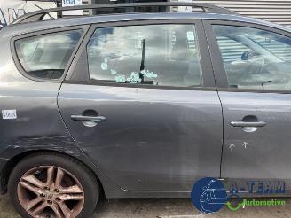 Hyundai I-30 i30 Crosswagon (WWH), Combi, 2007 / 2012 1.4 CVVT 16V picture 12