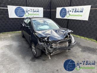Vrakbiler auto Opel Astra Astra J Sports Tourer (PD8/PE8/PF8), Combi, 2010 / 2015 1.4 Turbo 16V 2011/2