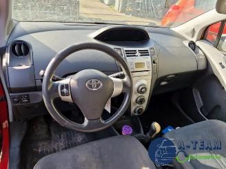 Toyota Yaris Yaris II (P9), Hatchback, 2005 / 2014 1.3 16V VVT-i picture 22