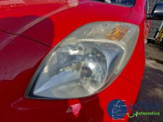 Toyota Yaris Yaris II (P9), Hatchback, 2005 / 2014 1.3 16V VVT-i picture 19