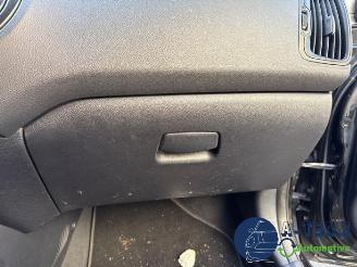 Kia Rio Rio III (UB), Hatchback, 2011 / 2017 1.2 CVVT 16V picture 23