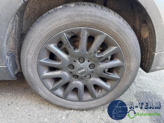 Mini Cooper Mini (F55), Hatchback 5-drs, 2013 1.5 12V Cooper picture 11