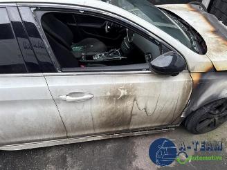 Peugeot 308 308 (L3/L8/LB/LH/LP), Hatchback 5-drs, 2013 / 2021 1.2 12V e-THP PureTech 130 picture 24