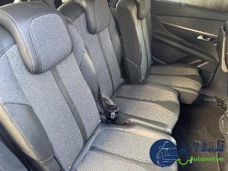 Peugeot 5008 5008 II (M4/MC/MJ/MR), MPV, 2016 / 2024 1.2 12V e-THP PureTech 130 picture 17