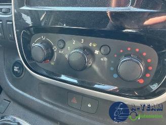 Renault Trafic Trafic Passenger (1JL/2JL/3JL/4JL), Bus, 2014 1.6 dCi 95 picture 13