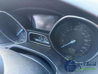 Ford Focus Focus 3 Wagon, Combi, 2010 / 2020 1.0 Ti-VCT EcoBoost 12V 125 picture 24