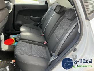 Hyundai I-30 i30 (GDHB5), Hatchback, 2011 1.4 16V picture 27