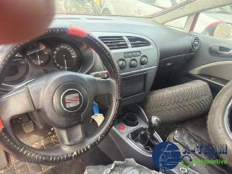 Seat Leon Leon (1P1), Hatchback 5-drs, 2005 / 2013 2.0 FSI 16V picture 5