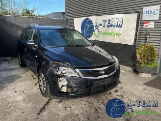 rozbiórka samochody osobowe Kia Cee d Cee'd Sporty Wagon (EDF), Combi, 2007 / 2012 1.4 16V 2010/1